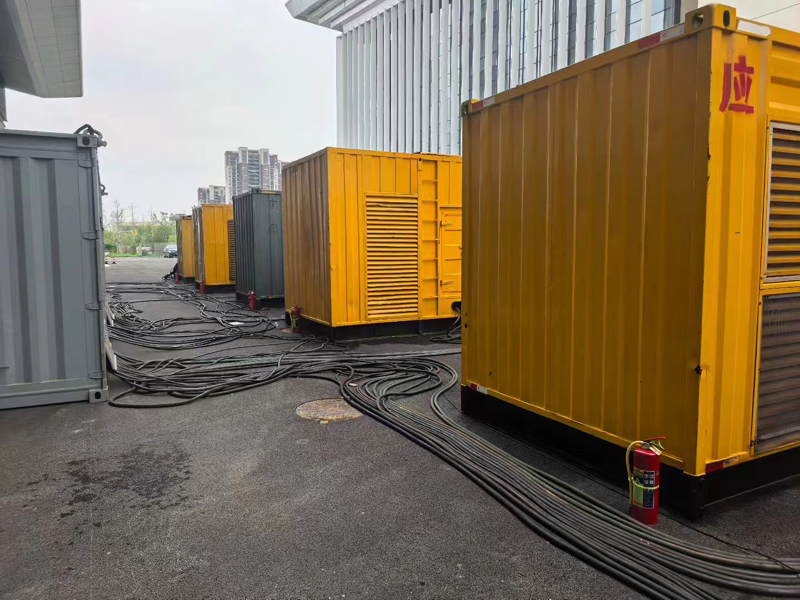 九湖镇不同季节柴油发电机组保养有哪些注意事项?