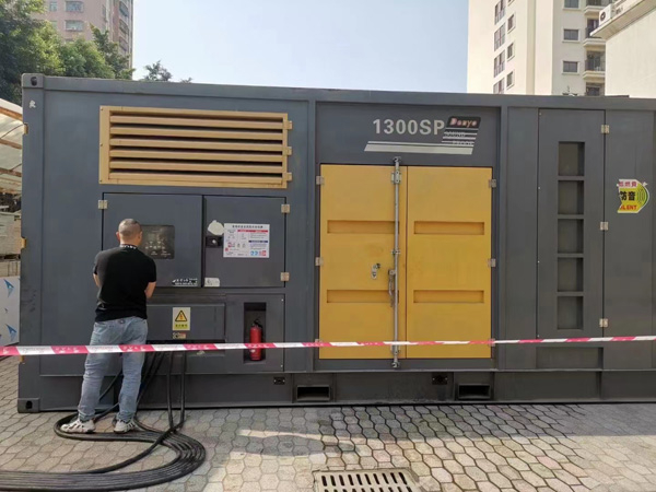 九湖镇100kw柴油发电机组的机油应该如何选择?